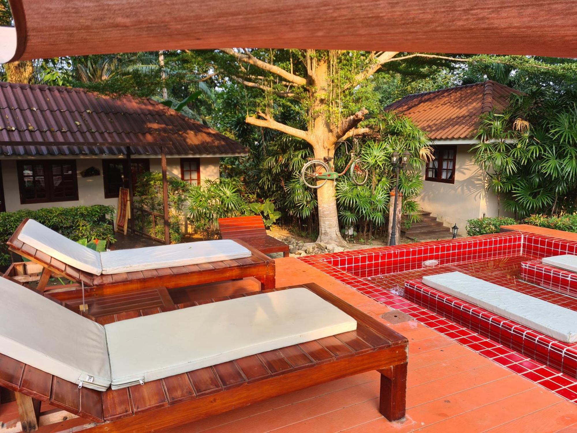 Hotel Red Moon Hideaway Koh Chang Esterno foto